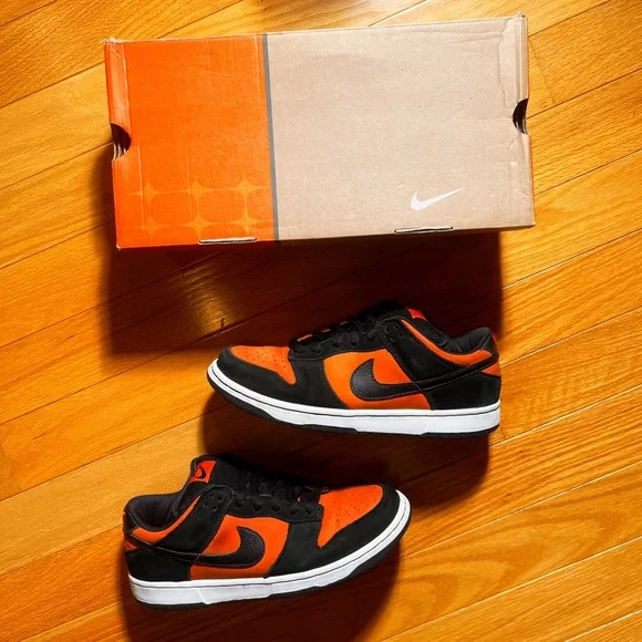 SOLD on the gram (@chillwillscloset) -Nike Pro B Dunk Low ”Flash” 2002 304292801 - Picture 2 of 11